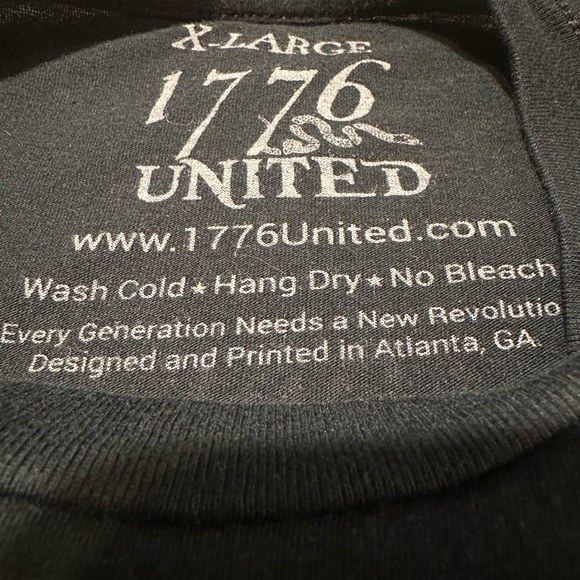 Awesome 2016 OUT OF STOCK Limited Edition 1776 Patriotic T-Shirt NEVER WORN - Picture 3 of 5